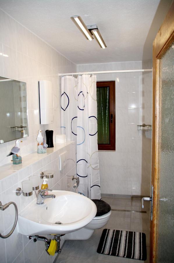 Bungalow Am Forsthaus Stagniess يوكيريتز المظهر الخارجي الصورة