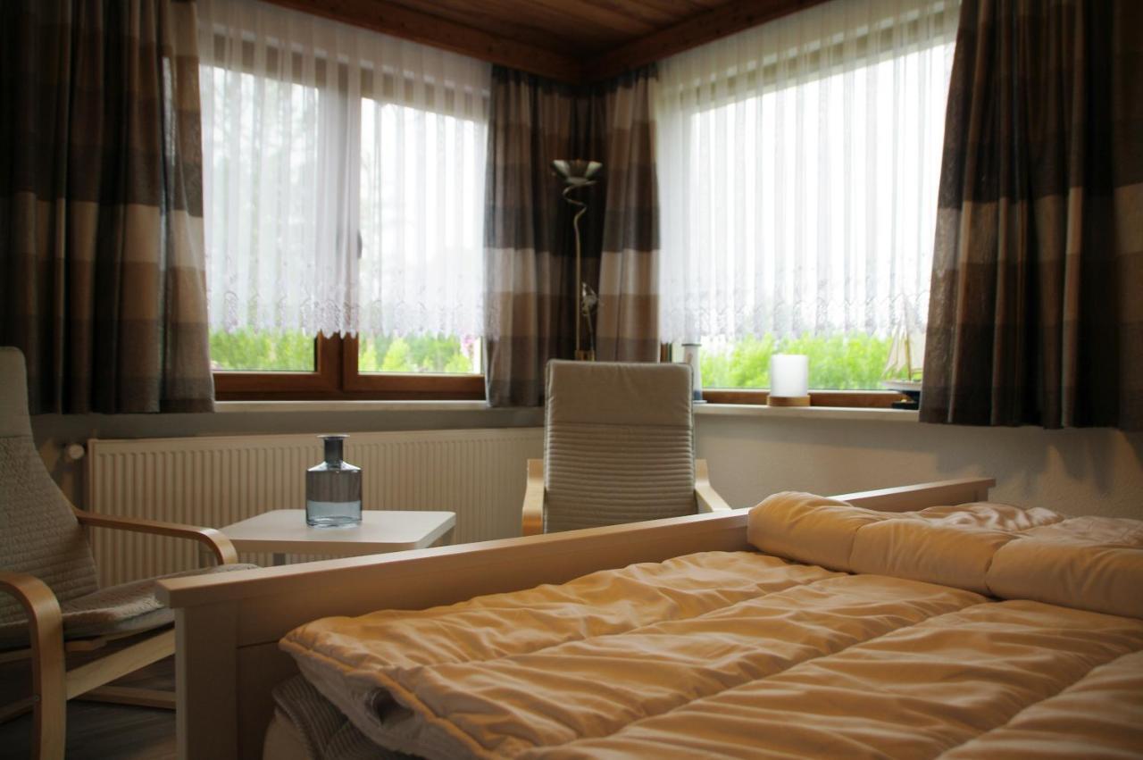 Bungalow Am Forsthaus Stagniess يوكيريتز المظهر الخارجي الصورة